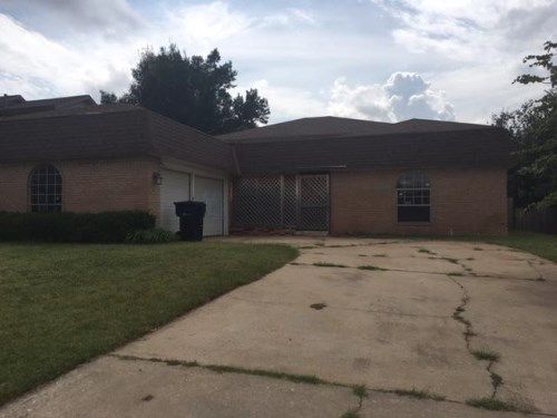 11208 NW 112th St, Yukon, OK 73099