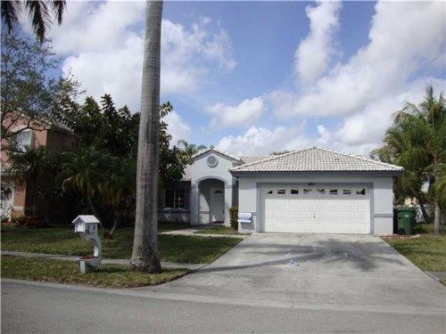 480 NW 188 TE, Hollywood, FL 33029