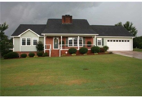 11 Leawood Ct SE, Lindale, GA 30147