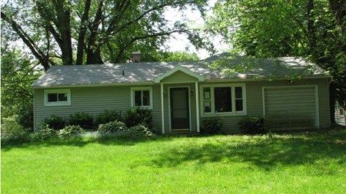 593 Comanche Trl, Mercer, PA 16137