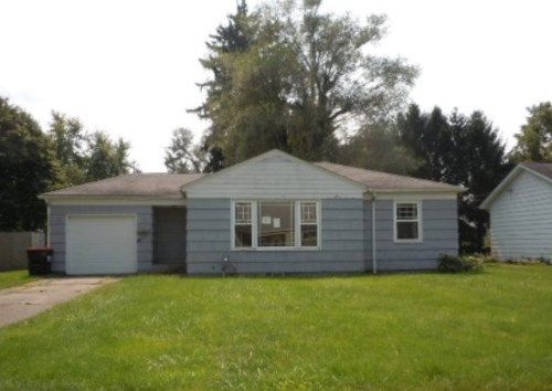 263 Bachmann Ave, Newark, OH 43055