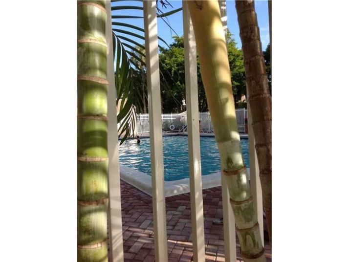 20381 NE 30th Ave # 202-7, Miami, FL 33180