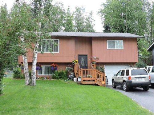 17366 Palos Verdes Drive, Eagle River, AK 99577