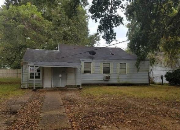 2435 ALMA, Alexandria, LA 71301