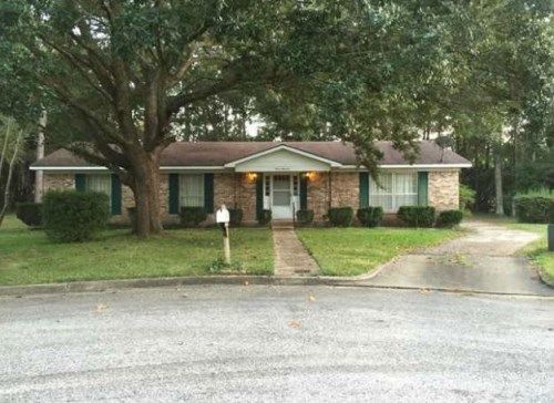 1100 Goldsboro Ct, Mobile, AL 36608