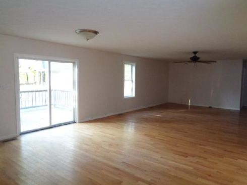 772 Chestnut Oak Rd, Kuttawa, KY 42055