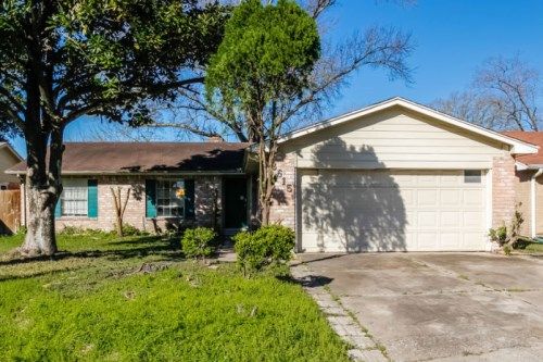 8615 Riverside Walk Ln, Houston, TX 77064