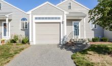 305 VILLAGE LN UNIT 305 Bellingham, MA 02019