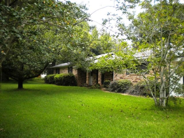 1407 Regina St, Mansfield, LA 71052