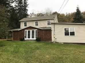 82 Walnut St, White Haven, PA 18661