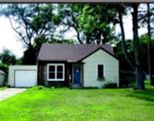 921 S LAKE ST, Greenville, MI 48838