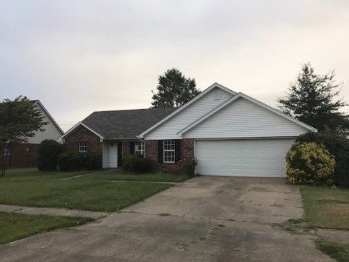 411 Magnolia St, Marion, AR 72364