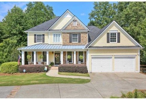 5045 Rockingham Dr, Roswell, GA 30075