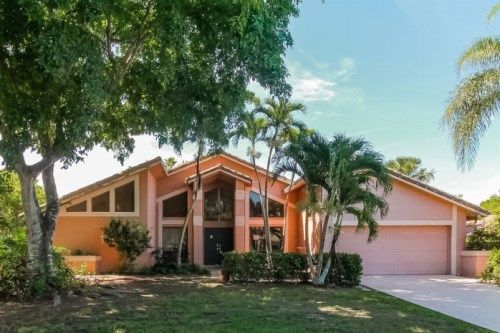 8231 NW 49th Ct, Pompano Beach, FL 33067