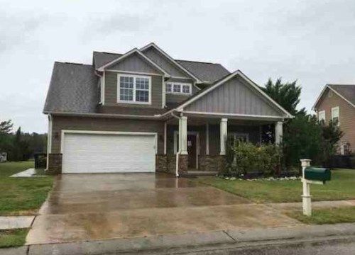157 Robin St, Calera, AL 35040