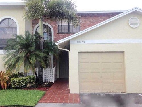 10723 NW 11th St, Hollywood, FL 33026