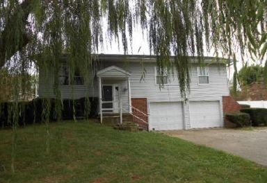 109 S Kensington Dr, Princeton, IN 47670