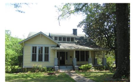 212 S Franklin Street, Aberdeen, MS 39730