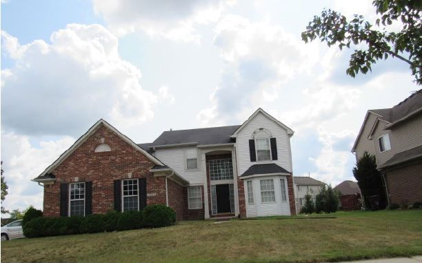 8943 W Walden Dr, Belleville, MI 48111