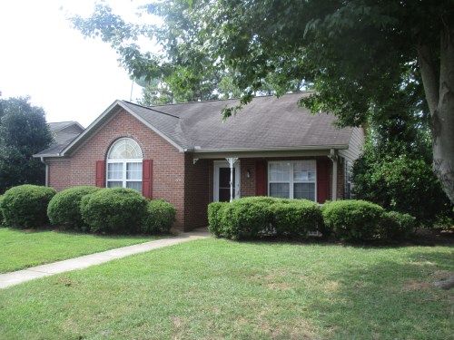 114 Summit St, Greenwood, SC 29649