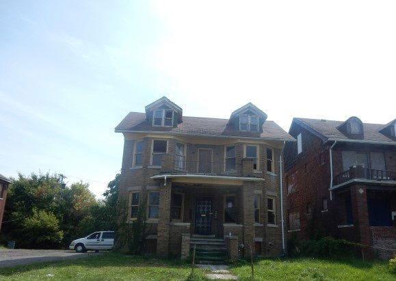2547 Elmhurst, Detroit, MI 48206