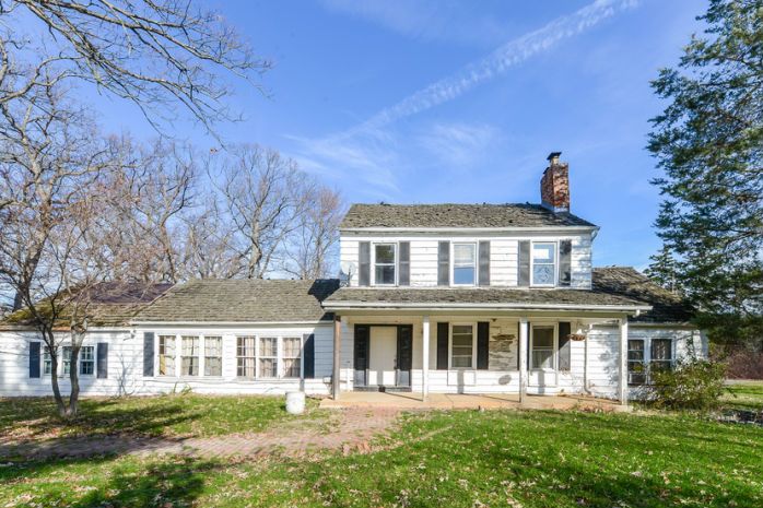 441 SAUNDERS RD, Lake Forest, IL 60045