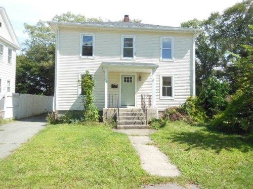 52 Epworth Ave, West Warwick, RI 02893