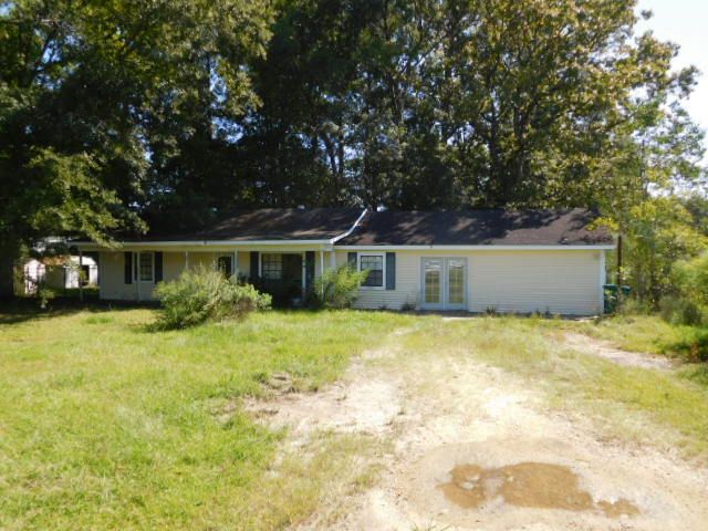 20346 Perrilloux Rd, Livingston, LA 70754