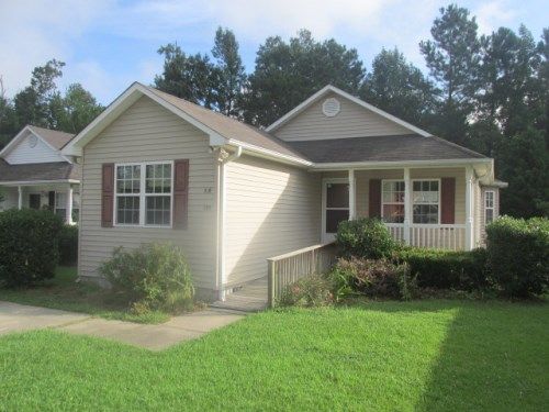 137 Buckskin Dr, New Bern, NC 28562