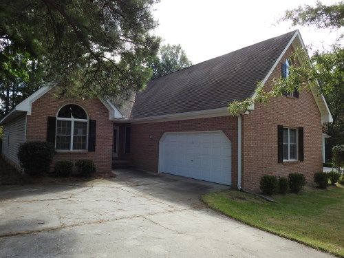 32 Crown Point Ct, Irmo, SC 29063