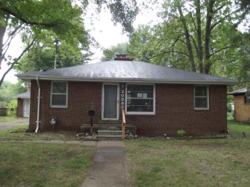 20082 Garfield, Redford, MI 48240