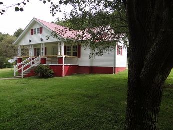 836 Quarles Hollow Rd, Gainesboro, TN 38562