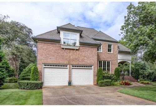 1022 Saint James Crossing NE, Atlanta, GA 30319