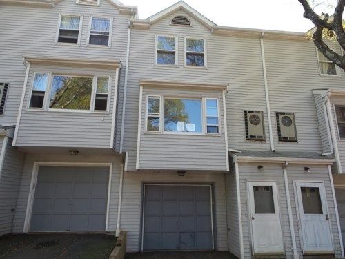 929 N Colony Rd Unit 2, Meriden, CT 06450