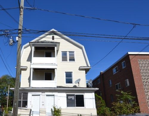 136 138 Adelaide St, Hartford, CT 06114