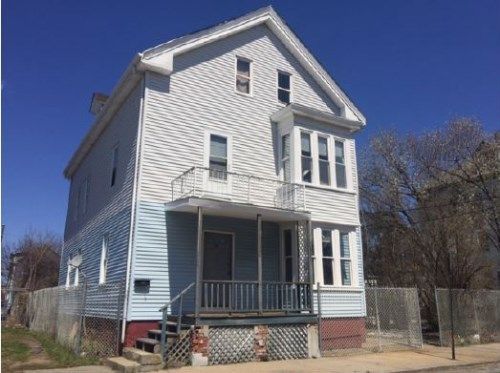 15 Salisbury St, Providence, RI 02905