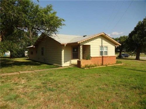 108 S. OKLAHOMA, Nash, OK 73761