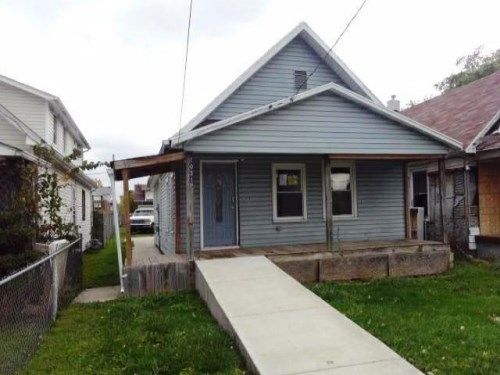 1031 Freedom St, Toledo, OH 43605