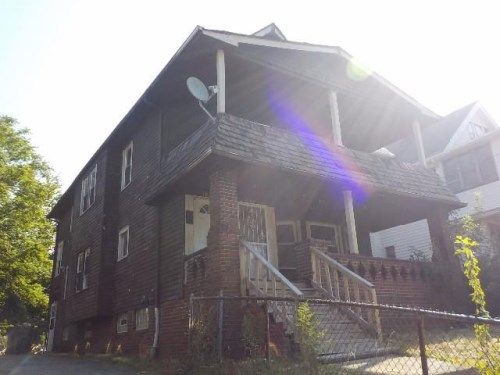 1831 Haldane Rd, Cleveland, OH 44112