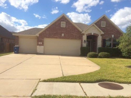 402 Blossom Terrace Ln, Richmond, TX 77469