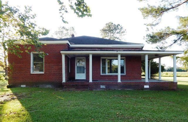 138 Betholite Rd, Magnolia, NC 28453