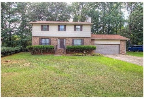 8981 Western Pines Dr, Douglasville, GA 30134