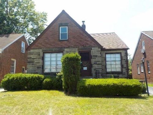 4102 Verona Rd, Cleveland, OH 44121