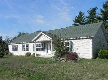 401-403 W Buena Vista St, Kansas, IL 61933