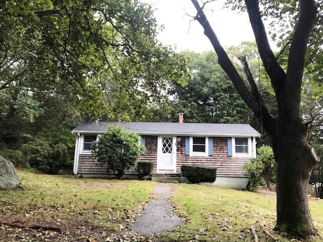 10 Chestnut St, Hingham, MA 02043