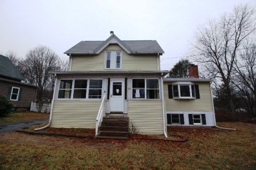 25 Lanouette St, Meriden, CT 06450