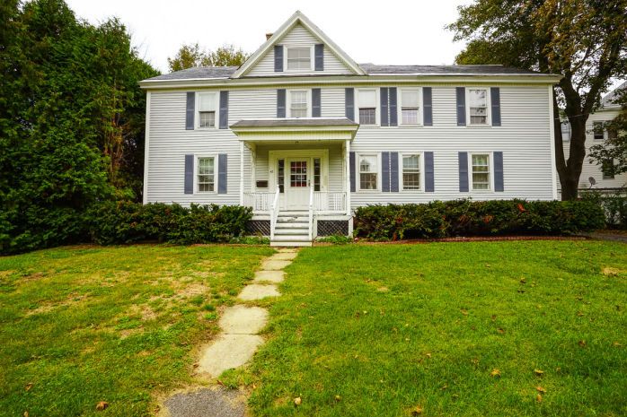 42 Cherry St, Gardner, MA 01440