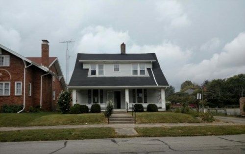 332 E Paint St, Washington Court House, OH 43160