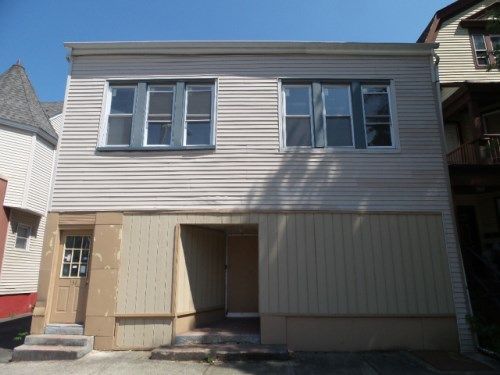 138 Sanford St, East Orange, NJ 07018