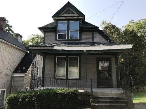 879 Rockdale Ave, Cincinnati, OH 45229